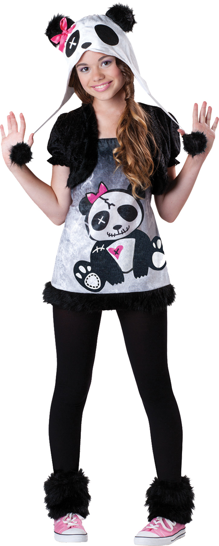 Девочка в костюме панды
