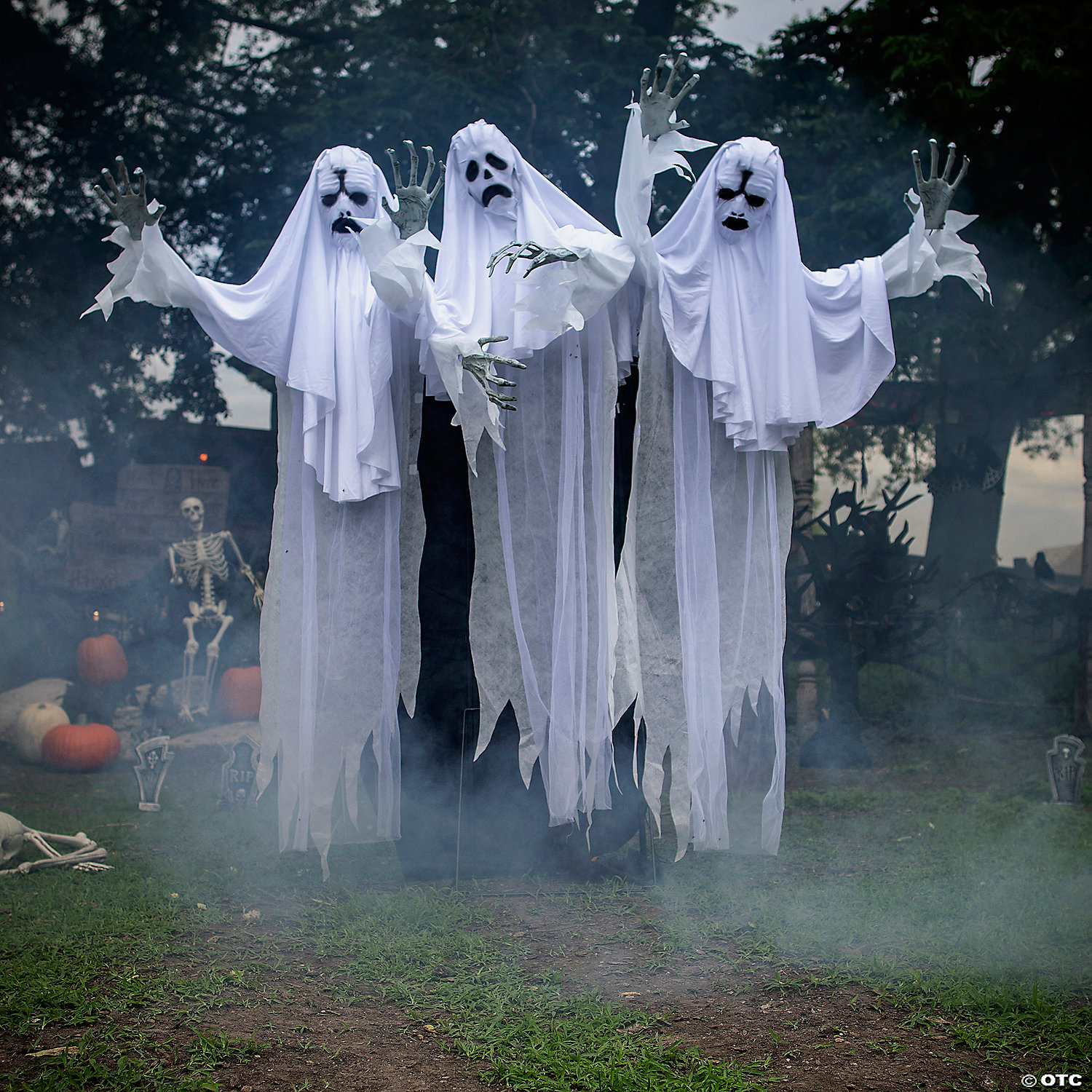 Привидения на Хэллоуин